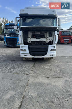 Тягач DAF XF 105 2011 в 