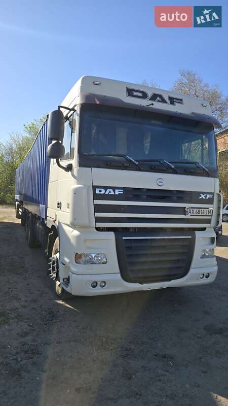 Контейнеровоз DAF XF 105 2006 в Барвінковому