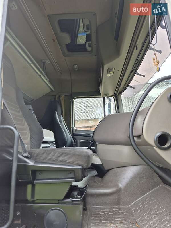 Тягач DAF XF 105 2011 в Коломые