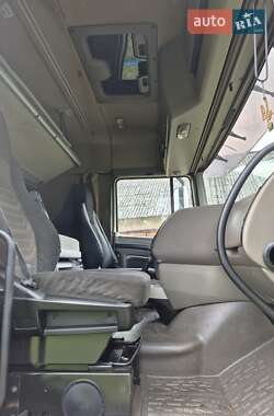 Тягач DAF XF 105 2011 в 