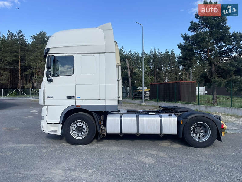 Тягач DAF XF 105 2013 в Вышгороде