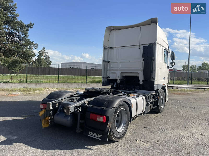 Тягач DAF XF 105 2013 в Вышгороде
