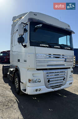 Тягач DAF XF 105 2011 в 