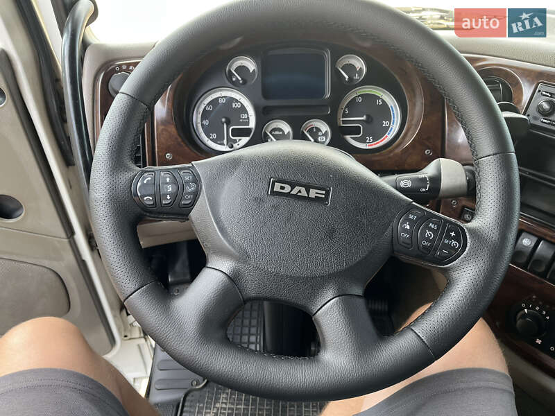 Тягач DAF XF 105 2012 в Мукачево