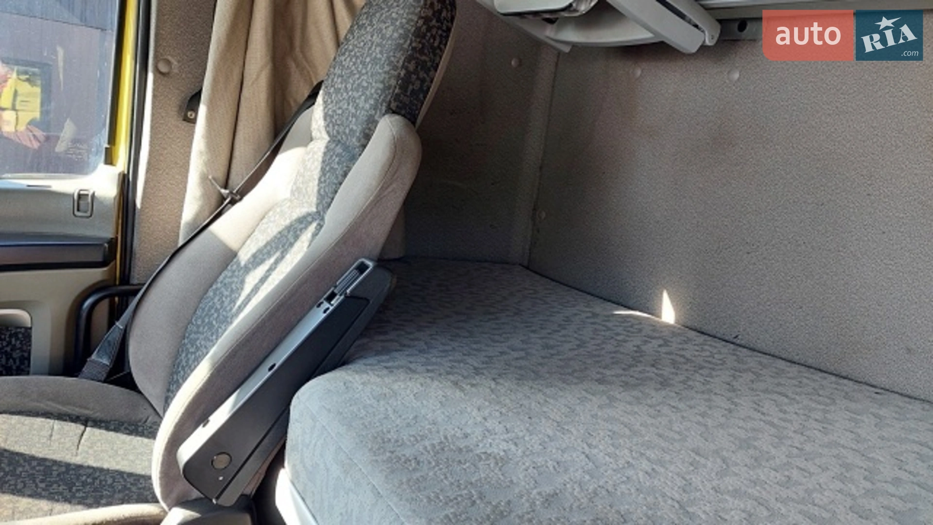 DAF XF 105 2008 VIN XLRTE47MS0E840608 фото оголошення 8 з 10