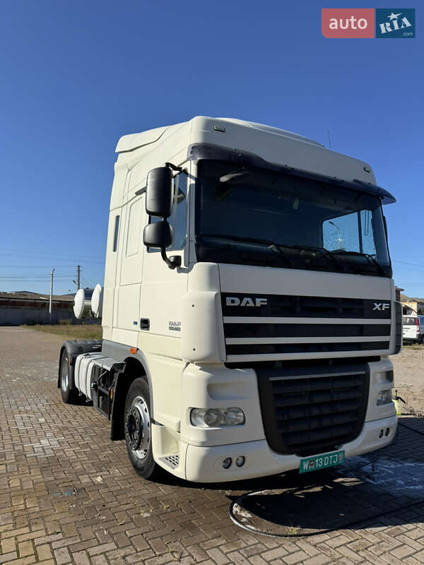 Тягач DAF XF 105 2013 в Виннице