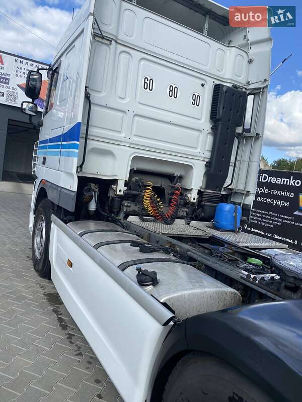 Тягач DAF XF 105 2011 в Звягеле