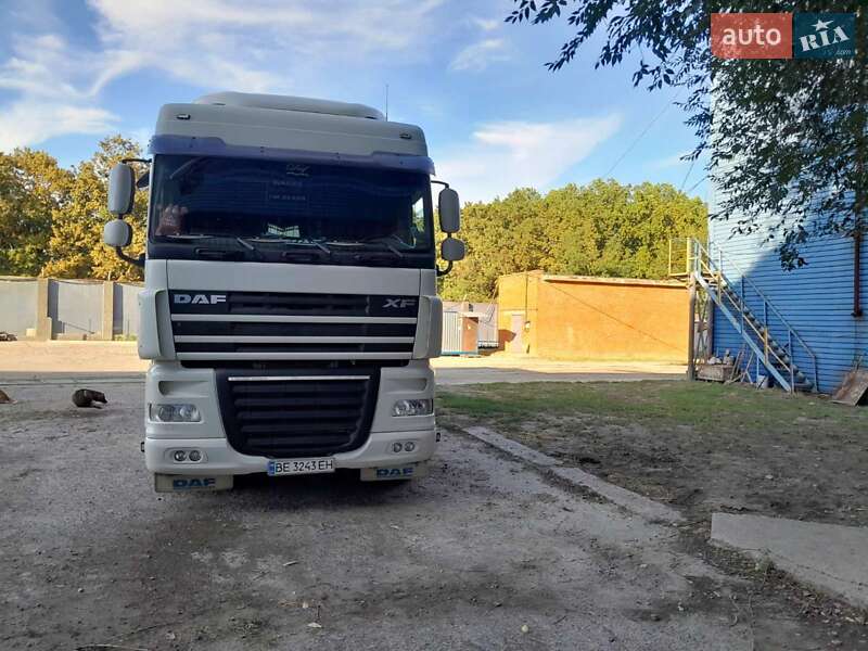 Зерновоз DAF XF 105 2012 в Николаеве