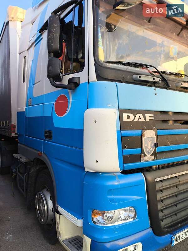 Тягач DAF XF 105 2007 в Киеве