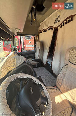 Тягач DAF XF 105 2013 в 