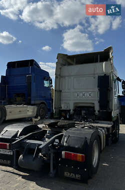 Тягач DAF XF 105 2011 в 