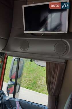 Тягач DAF XF 105 2012 в 