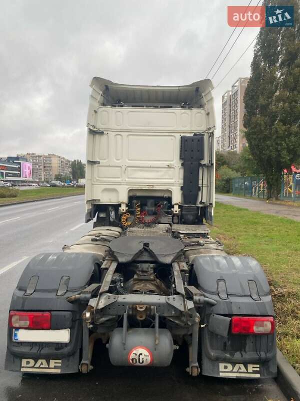 Тягач DAF XF 105 2013 в Киеве