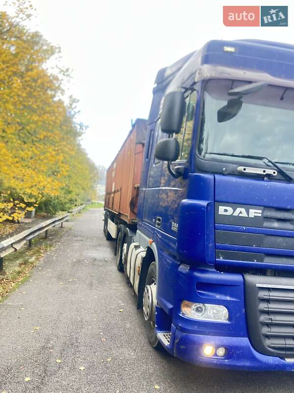 Тягач DAF XF 105 2008 в Умани