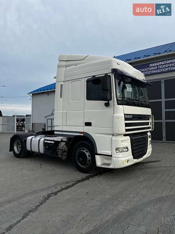Тягач DAF XF 105 2013 в Хотине