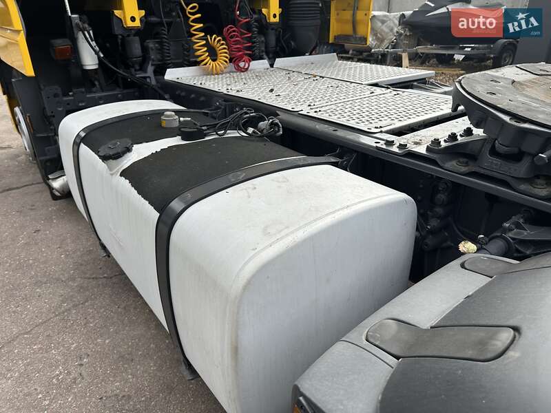 Тягач DAF XF 105 2013 в Киеве