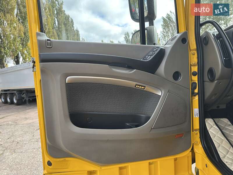 Тягач DAF XF 105 2013 в Киеве