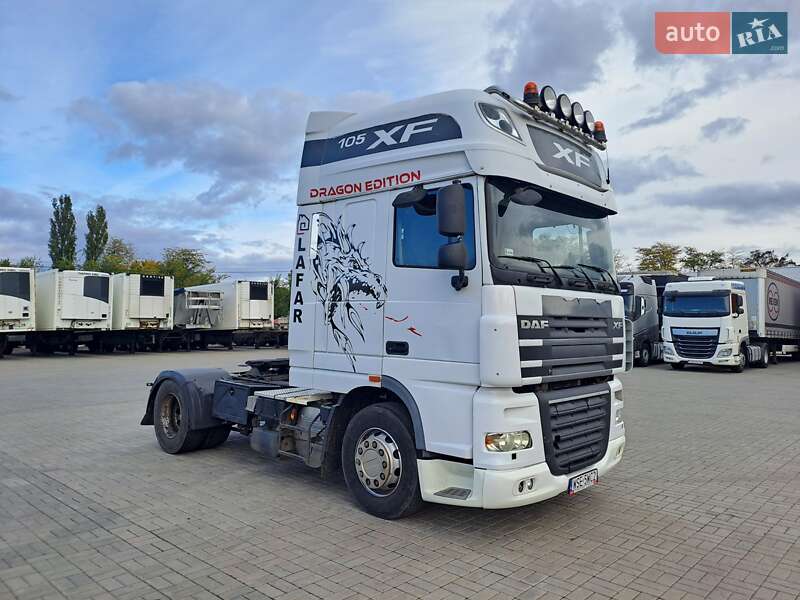 Тягач DAF XF 105 2010 в Черкассах