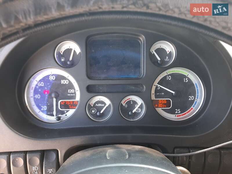 Тягач DAF XF 105 2010 в Запоріжжі