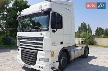 Тягач DAF XF 105 2010 в Запоріжжі