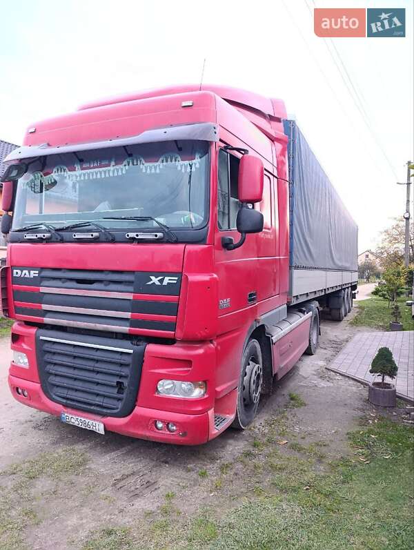 Тягач DAF XF 105 2008 в Львове