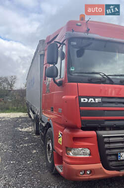 Тягач DAF XF 105 2011 в 