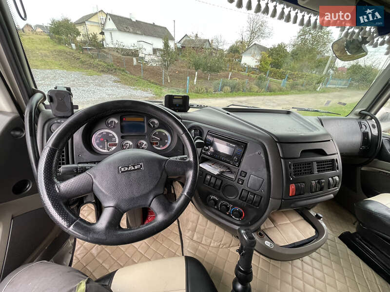 Тягач DAF XF 105 2011 в Ровно