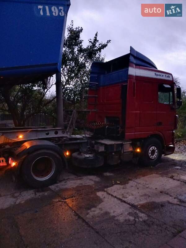 Тягач DAF XF 105 2008 в Гайсине