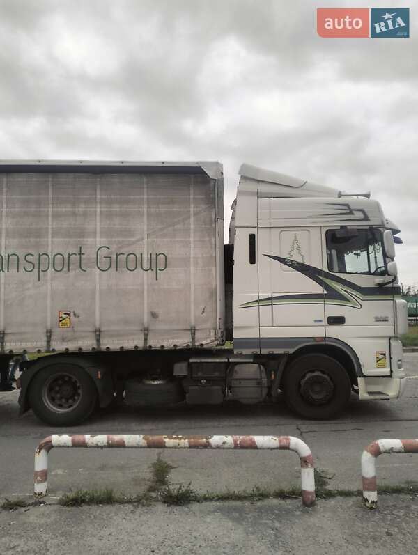 Тягач DAF XF 105 2012 в Романове