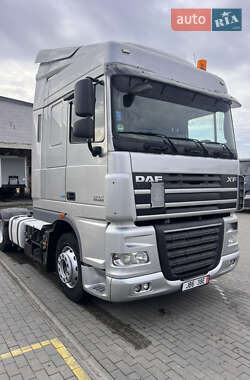 Тягач DAF XF 105 2013 в 