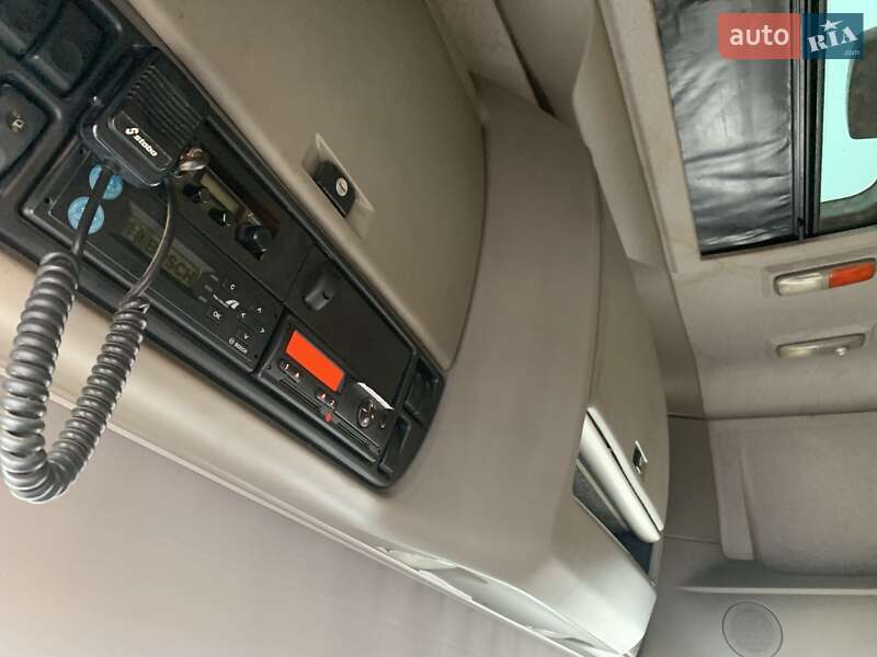 Тягач DAF XF 105 2008 в Дніпрі