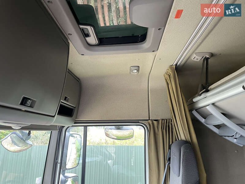 Тягач DAF XF 105 2012 в Львові