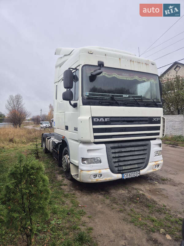 Тягач DAF XF 105 2013 в Чернигове