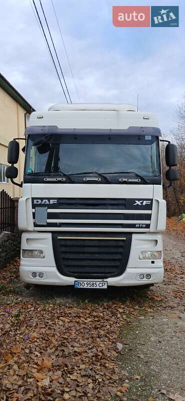 Тентований DAF XF 105 2011 в Тернополі