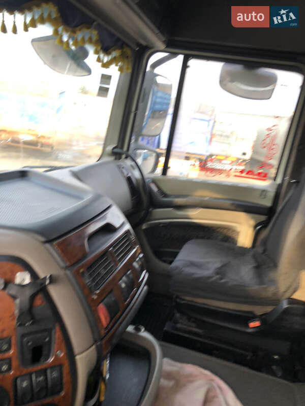 Контейнеровоз DAF XF 105 2008 в Кропивницком