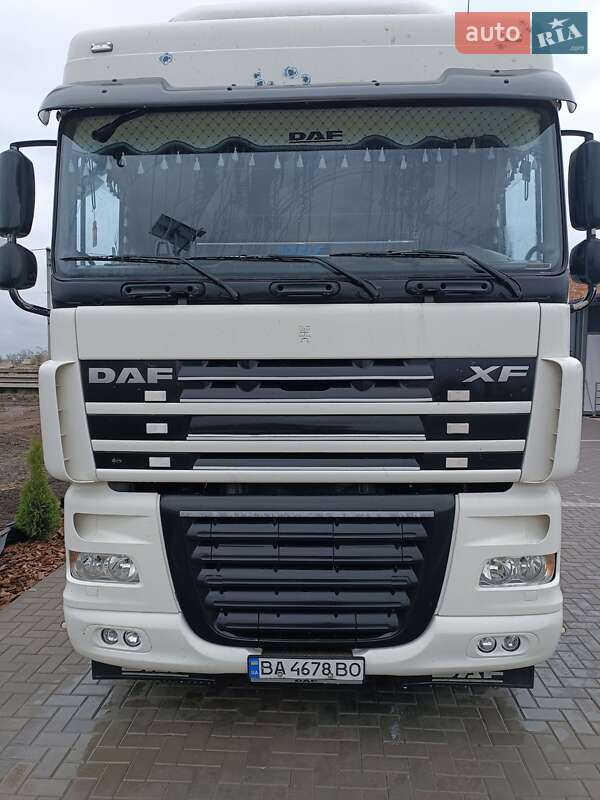 Тягач DAF XF 105 2007 в Буче