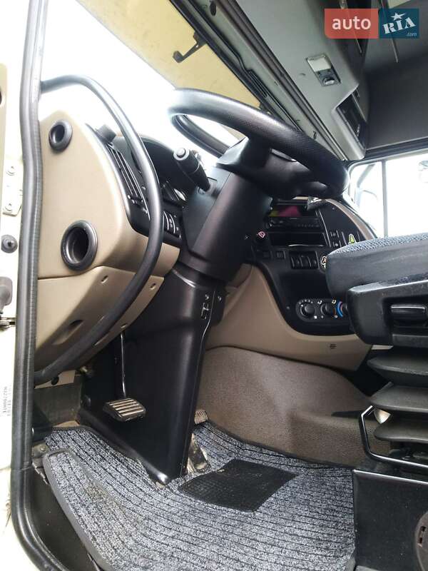 Тягач DAF XF 105 2007 в Буче