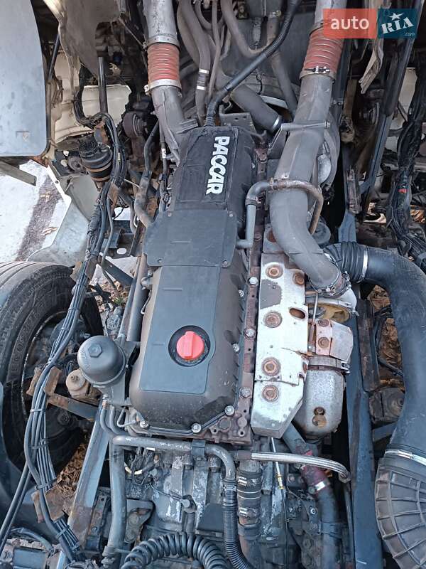 Тягач DAF XF 105 2007 в Буче