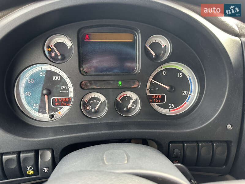 Тягач DAF XF 105 2010 в Хусті