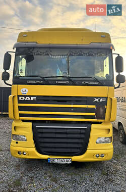 Тягач DAF XF 105 2008 в Ровно