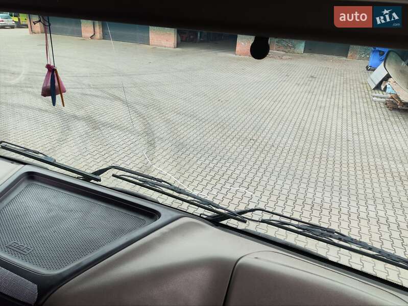 Тягач DAF XF 105 2010 в Городку