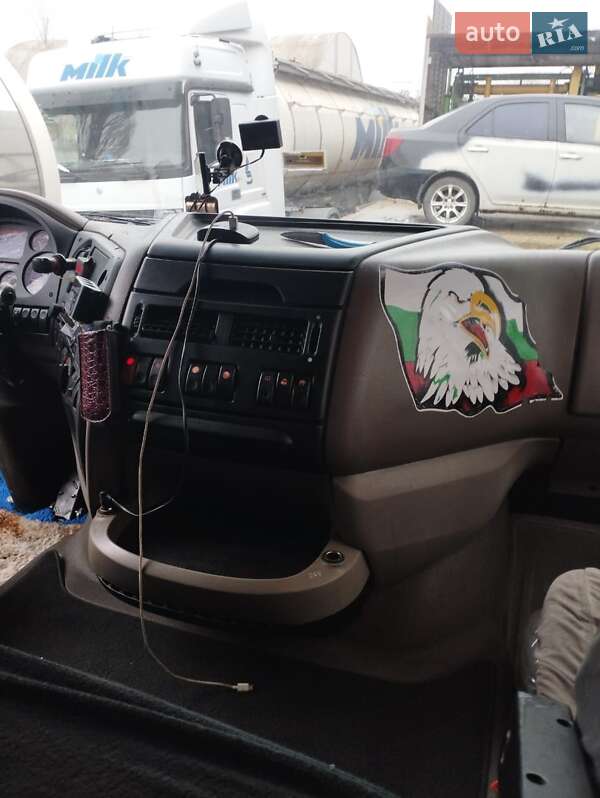 Тягач DAF XF 105 2006 в Одесі