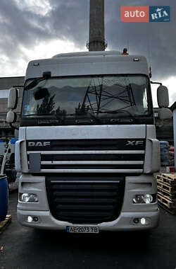 Тягач DAF XF 105 2007 в Дніпрі