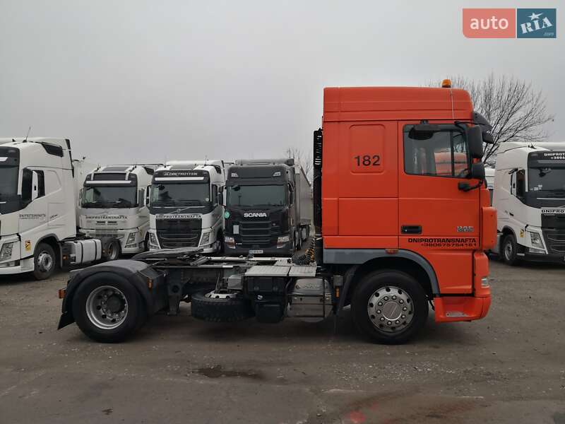 Тягач DAF XF 105 2011 в Кам'янському