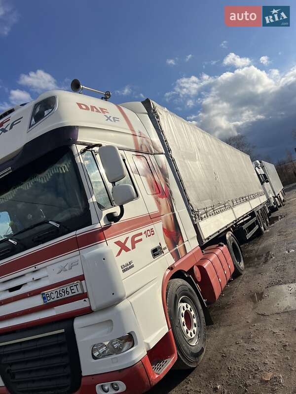 Тягач DAF XF 105 2009 в Жовкві