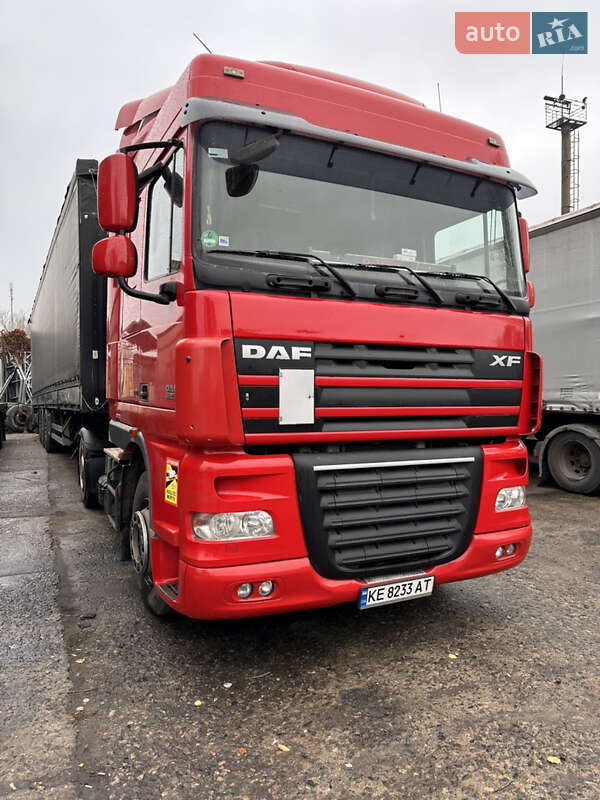 Тягач DAF XF 105 2013 в Днепре