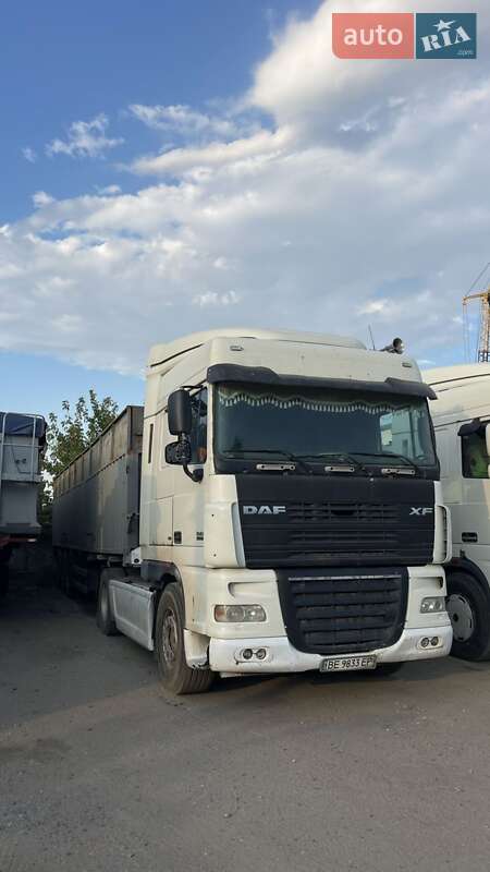 Зерновоз DAF XF 105 2007 в Баштанке фото Зерновоз DAF XF 105 2007 в Баштанке