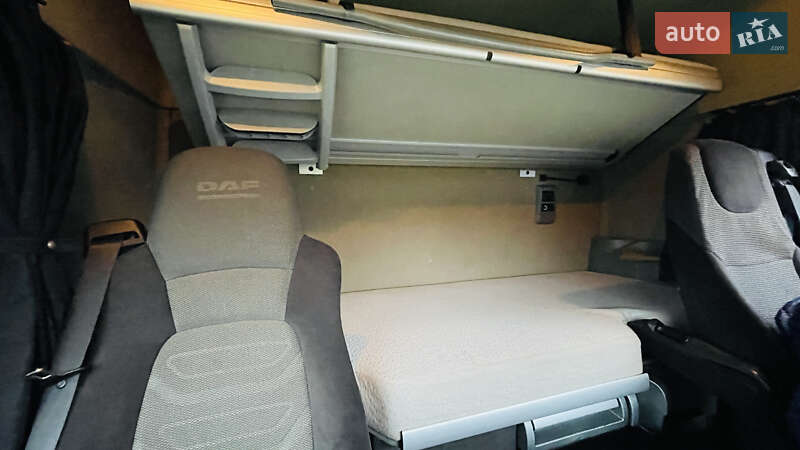 Тягач DAF XF 105 2012 в Перечині