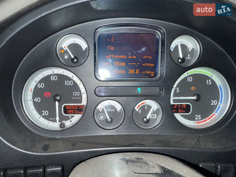 Тягач DAF XF 105 2011 в Самборе