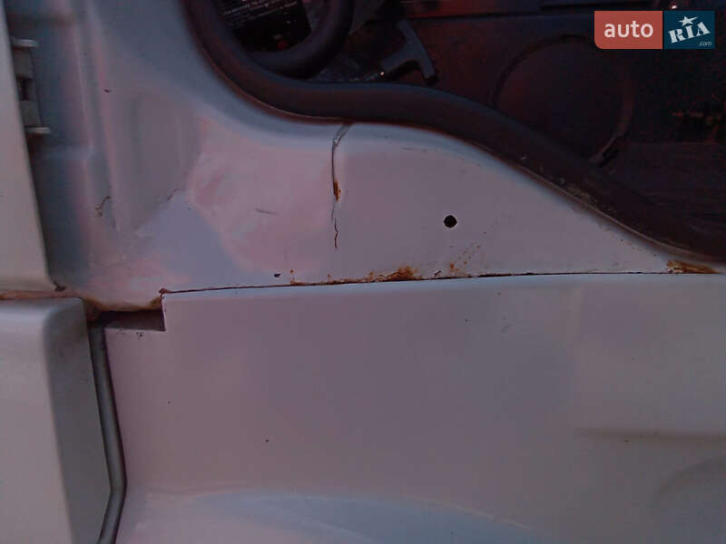 Тягач DAF XF 105 2008 в Ровно